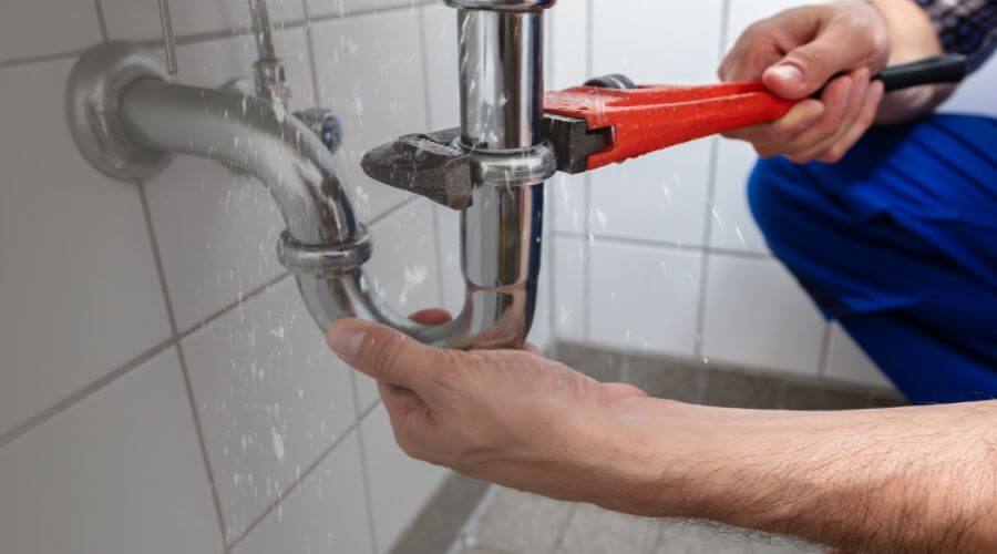 Local annual plumbing maintenance in Brandeis, CA